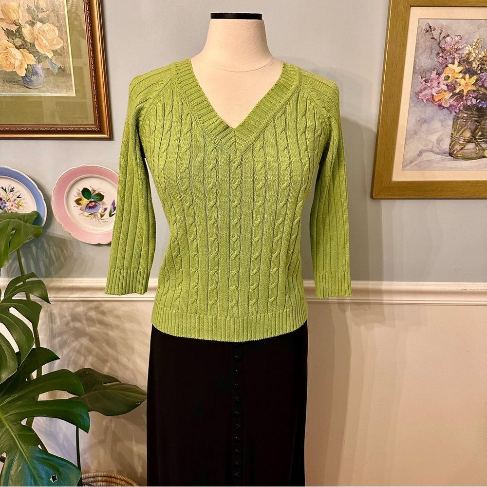 Vintage 90s Pea Green Cable Knit Sweater Size Medium Preppy Tennis Prep V-Neck